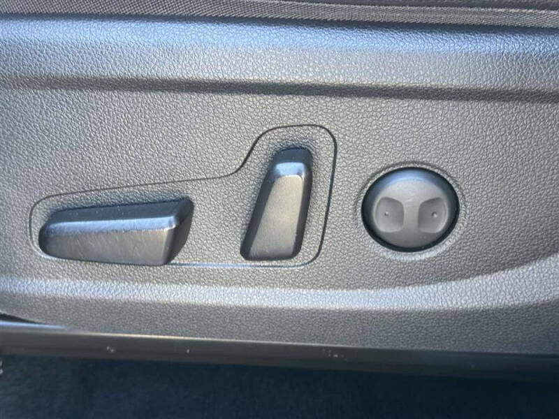 2019 Hyundai Santa Fe Limited 2.4L