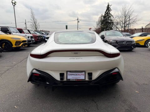 2019 Aston Martin Vantage
