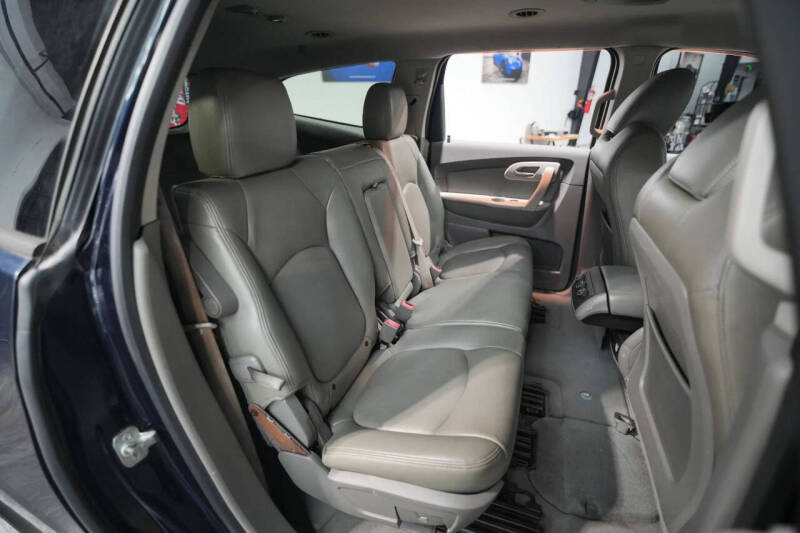 2012 Chevrolet Traverse LS