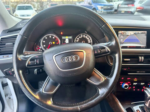 2017 Audi Q5 2.0T quattro Premium Plus