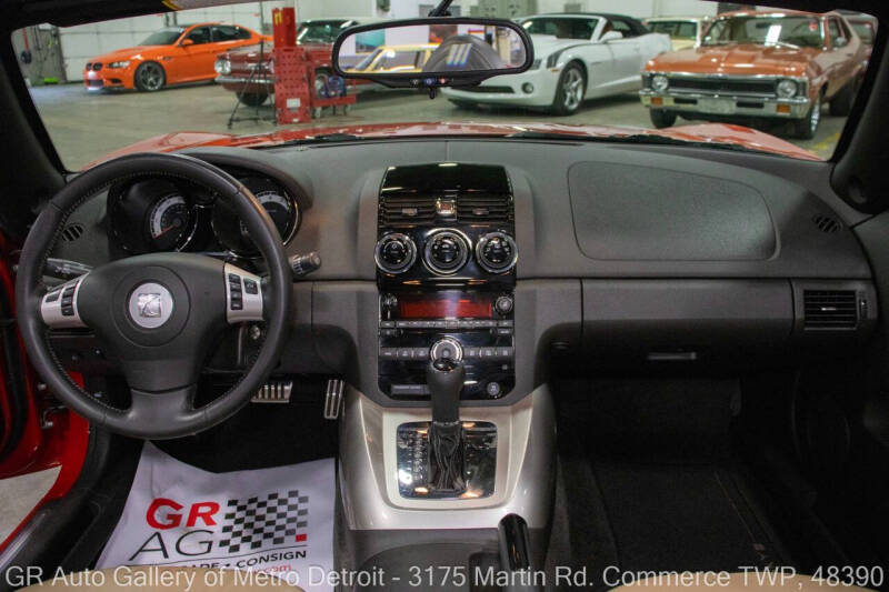 2009 Saturn SKY Red Line