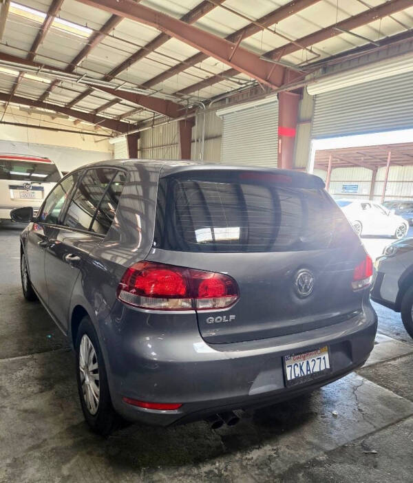 2013 Volkswagen Golf 2.5L PZEV