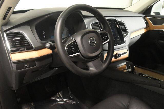 2024 Volvo XC90 B5 Plus Bright Theme