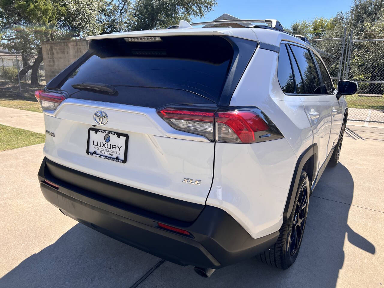 Used Car 2019 Toyota Rav4  Xle 4dr Suv For Sale Under $20,000 In Austin, Texas