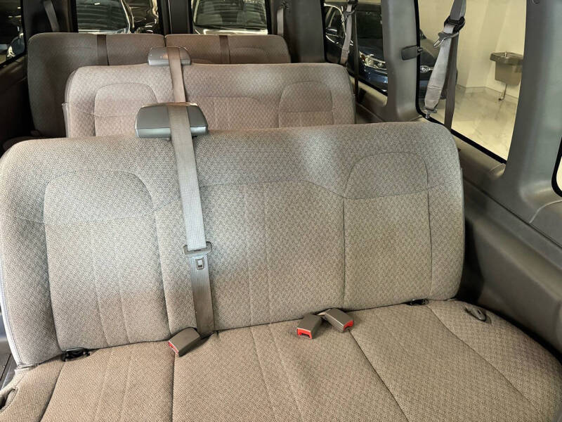 2016 Chevrolet Express LT 3500