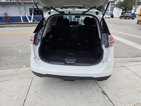 2016 Nissan Rogue SV