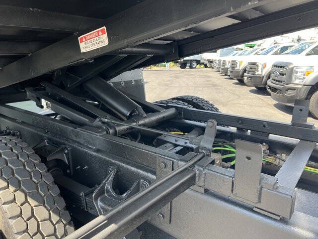 2018 International DuraStar 4300