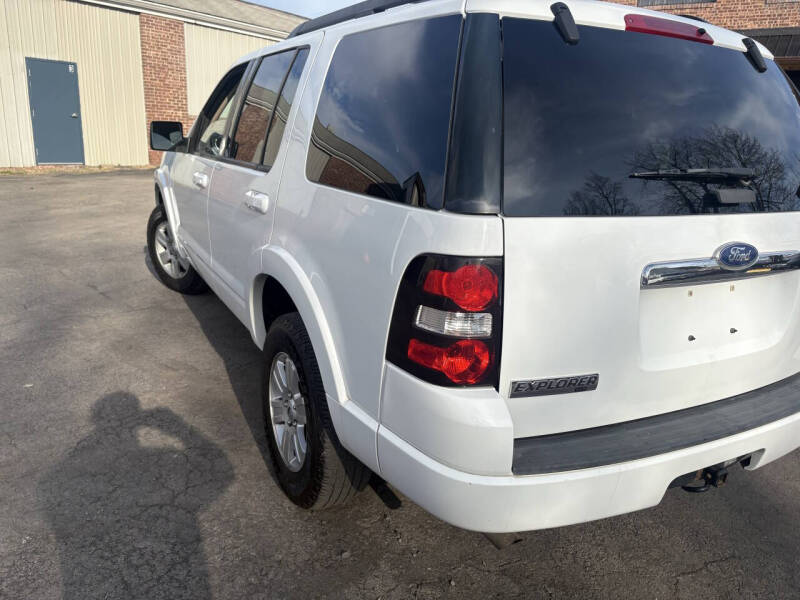 2010 Ford Explorer XLT