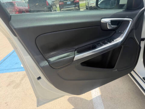 2015 Volvo S60 T5 Drive-E Premier