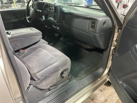 2000 Chevrolet Silverado 1500 LS