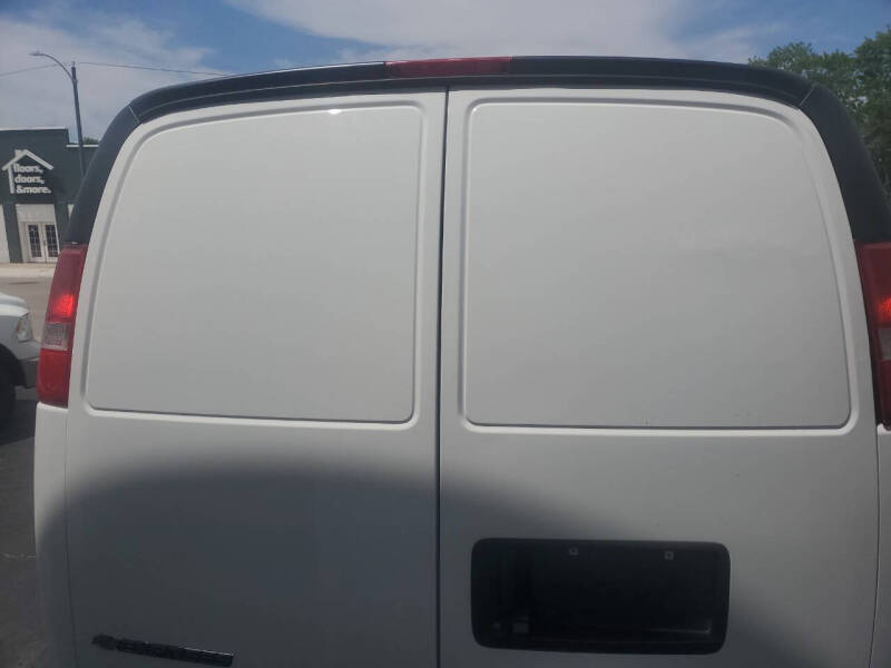 2021 Chevrolet Express 2500