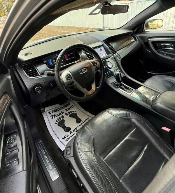 2017 Ford Taurus Limited