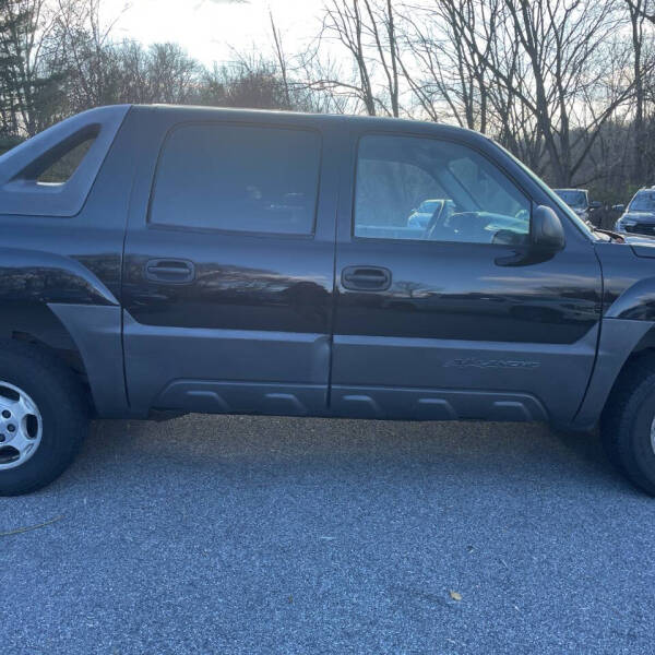 2005 Chevrolet Avalanche 1500 LS