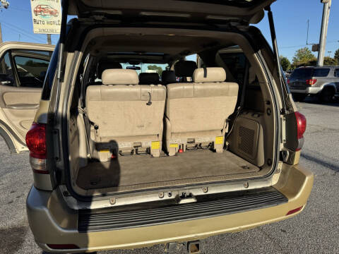 2005 Toyota Sequoia SR5