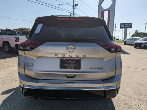 2025 Nissan Rogue Platinum
