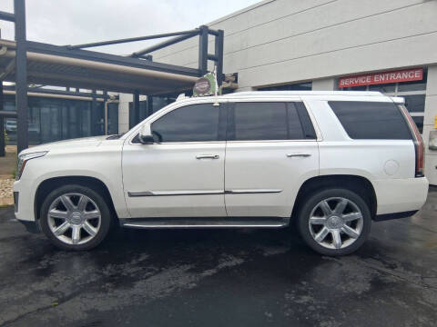 2016 Cadillac Escalade Luxury Collection