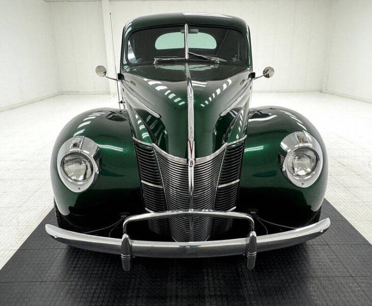 1940 Ford Deluxe