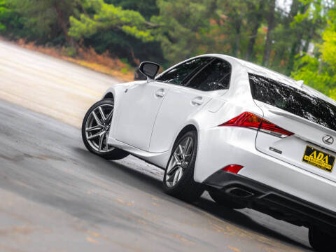 2017 Lexus IS 200t
