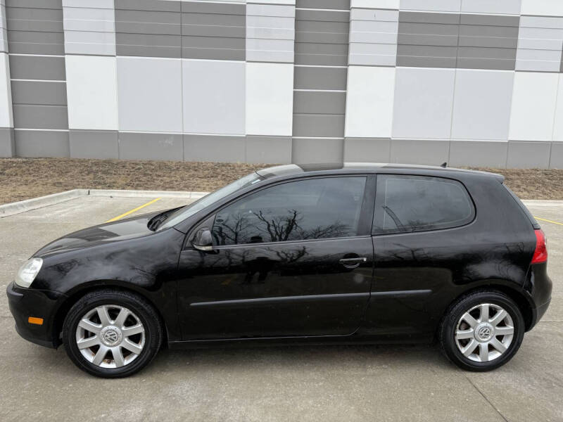 Used 2008 Volkswagen Rabbit S with VIN WVWBA71K98W238419 for sale in Elmhurst, IL