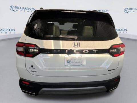 2025 Honda Pilot Touring