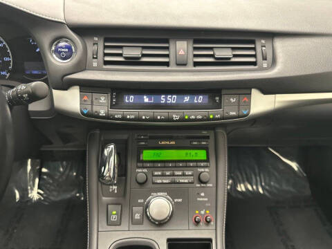 2011 Lexus CT 200h Premium