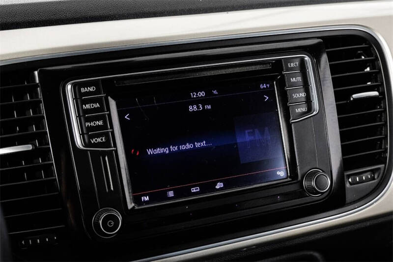 2016 Volkswagen Beetle 1.8T SE