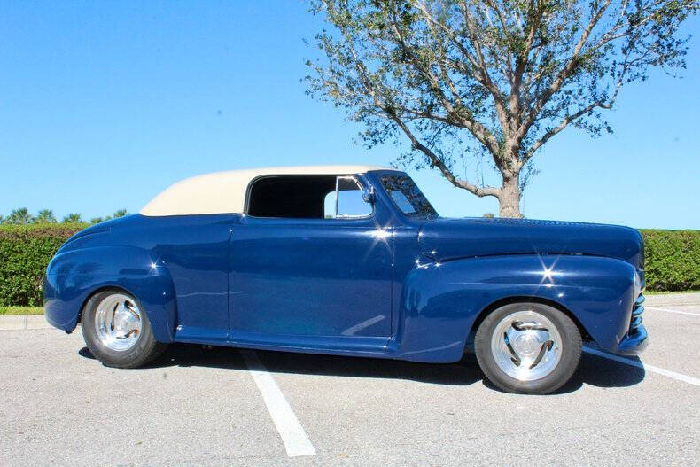 1946 Ford Super Deluxe