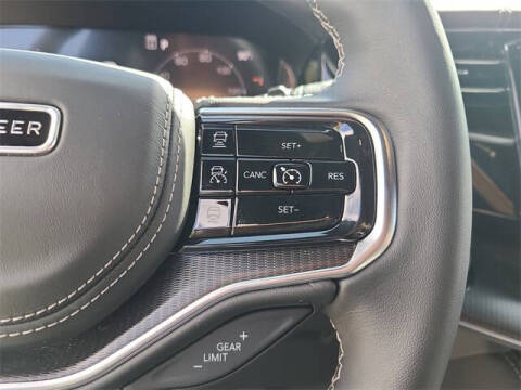 2024 Jeep Grand Wagoneer Obsidian