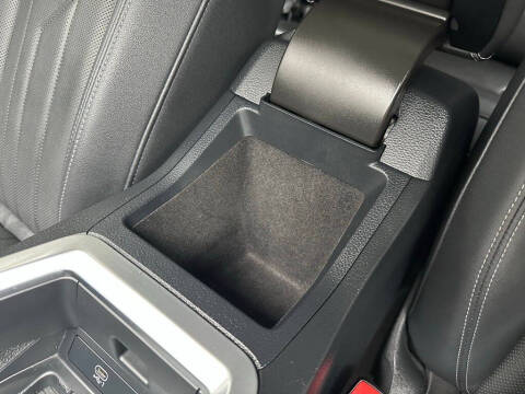 2024 Audi Q8 e-tron quattro Premium Plus