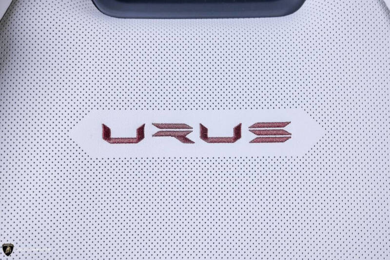 2024 Lamborghini Urus S