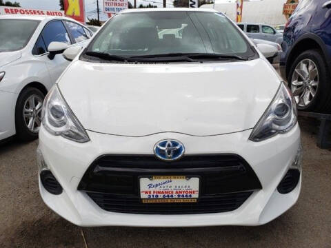 2015 Toyota Prius c Three