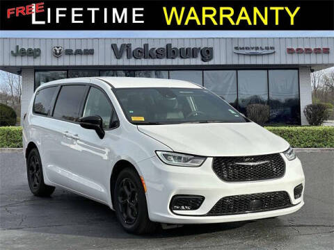 2024 Chrysler Pacifica Plug-In Hybrid for sale at Vicksburg Chrysler Dodge Jeep Ram in Vicksburg MI