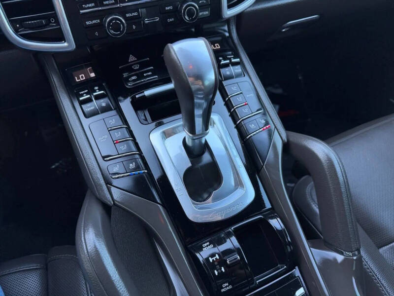 2016 Porsche Cayenne
