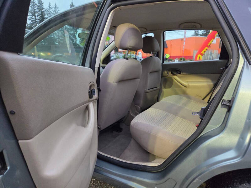 2006 Ford Focus ZX4 SE