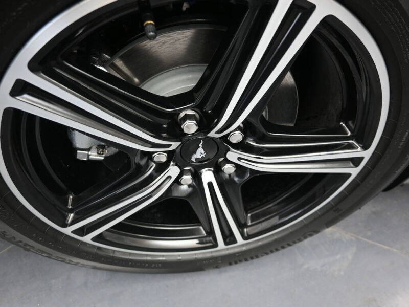 2025 Ford Mustang EcoBoost