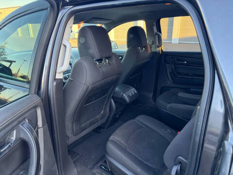 2015 GMC Acadia SLE-2