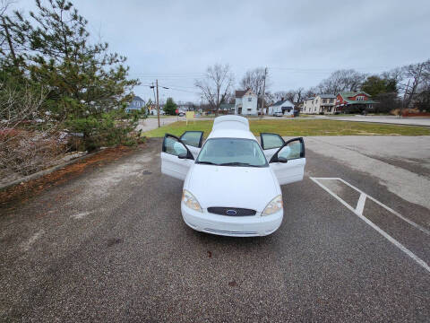 2004 Ford Taurus SES