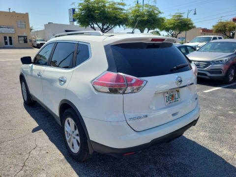 2016 Nissan Rogue SV