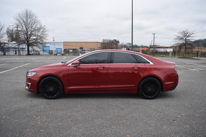 2017 Lincoln MKZ Reserve photo 3