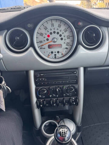 2004 MINI Cooper