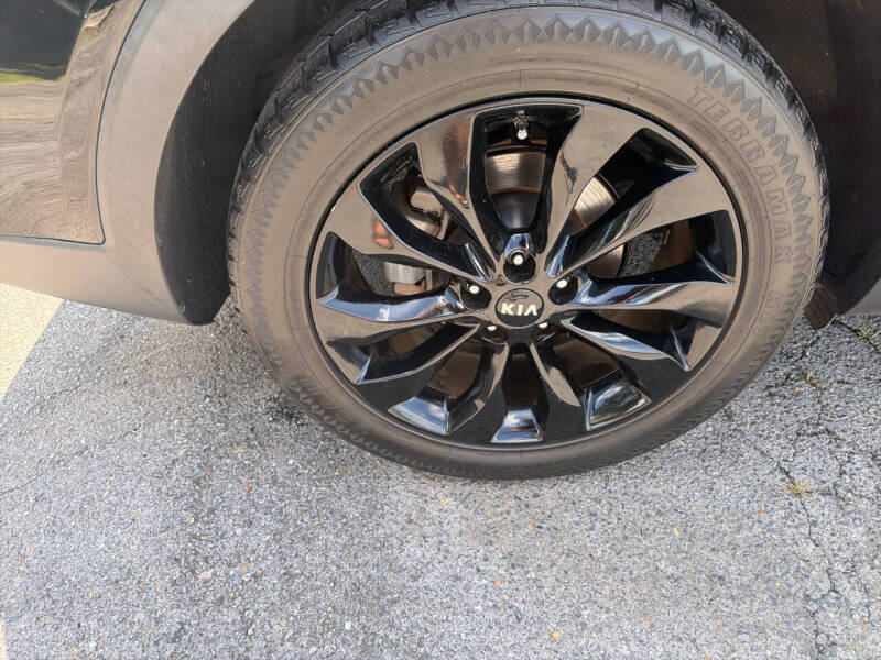2020 Kia Sorento EX V6