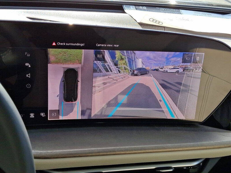 2025 Audi Q5 quattro Premium Plus TFSI