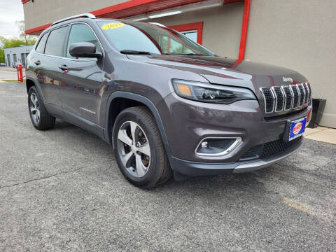 2019 Jeep Cherokee for sale at Richardson Sales, Service & Powersports in Highland IN