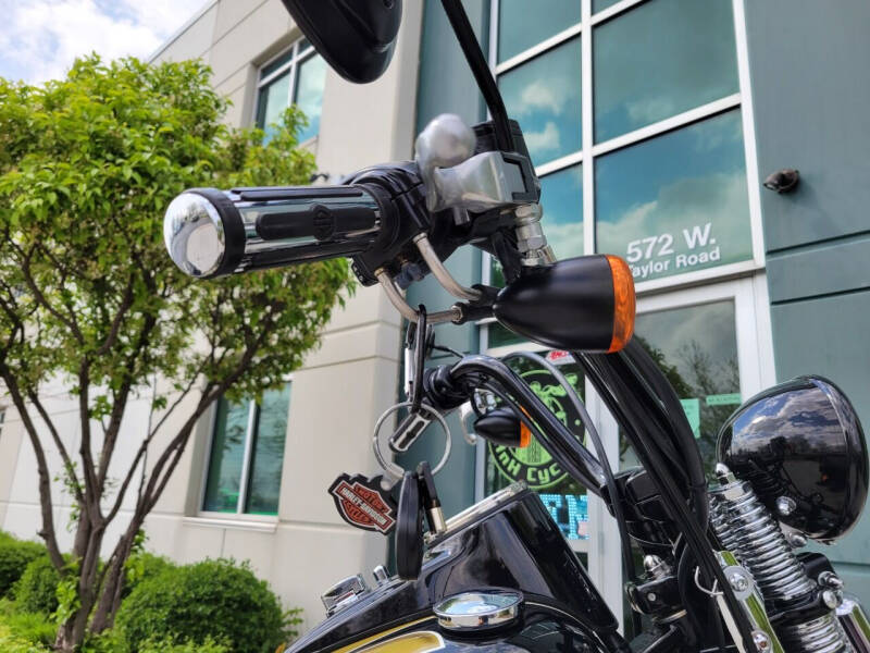 2009 Harley-Davidson FLSTSB - Cross Bones™
