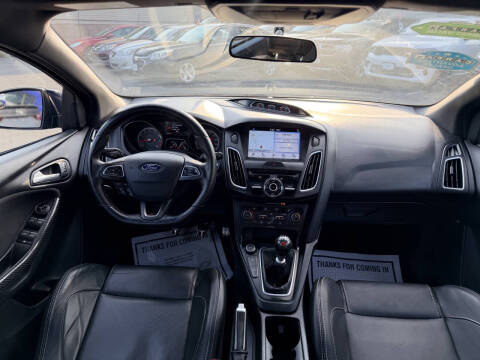 2017 Ford Focus ST