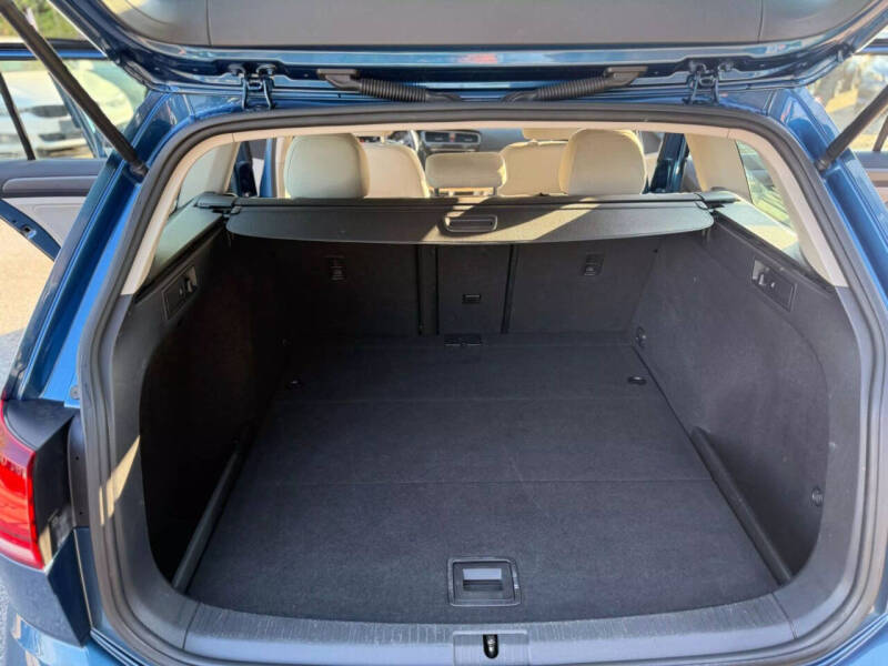 2018 Volkswagen Golf SportWagen