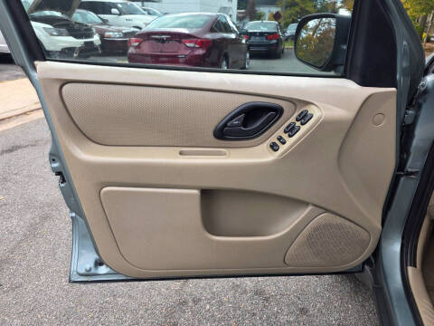 2006 Ford Escape XLS