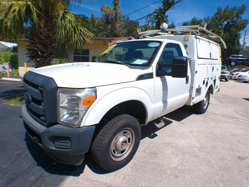 2013 Ford F-350 Super Duty XL's photo