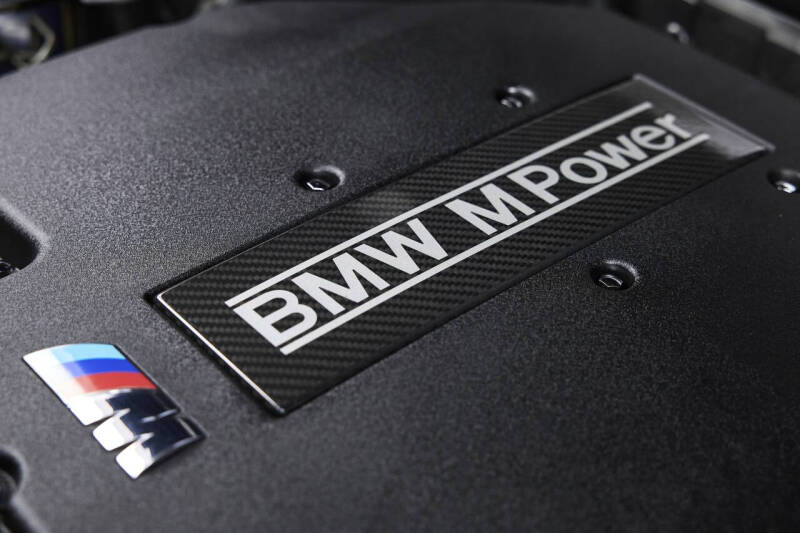 2002 BMW M5