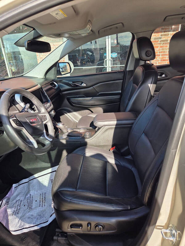 2017 GMC Acadia SLT-1